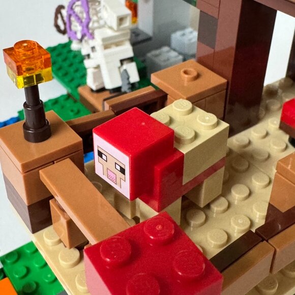 Lego 21146 Minecraft The Skeleton Attack Set COMPLETE - Picture 9 of 10